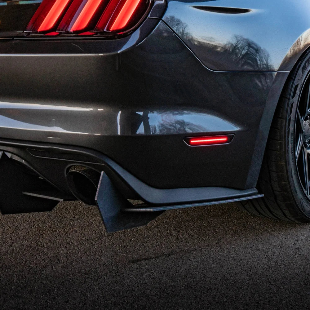 2018-2022 Ford Mustang (Ecoboost) - Classic Edition Side Fin Aero Dynamics