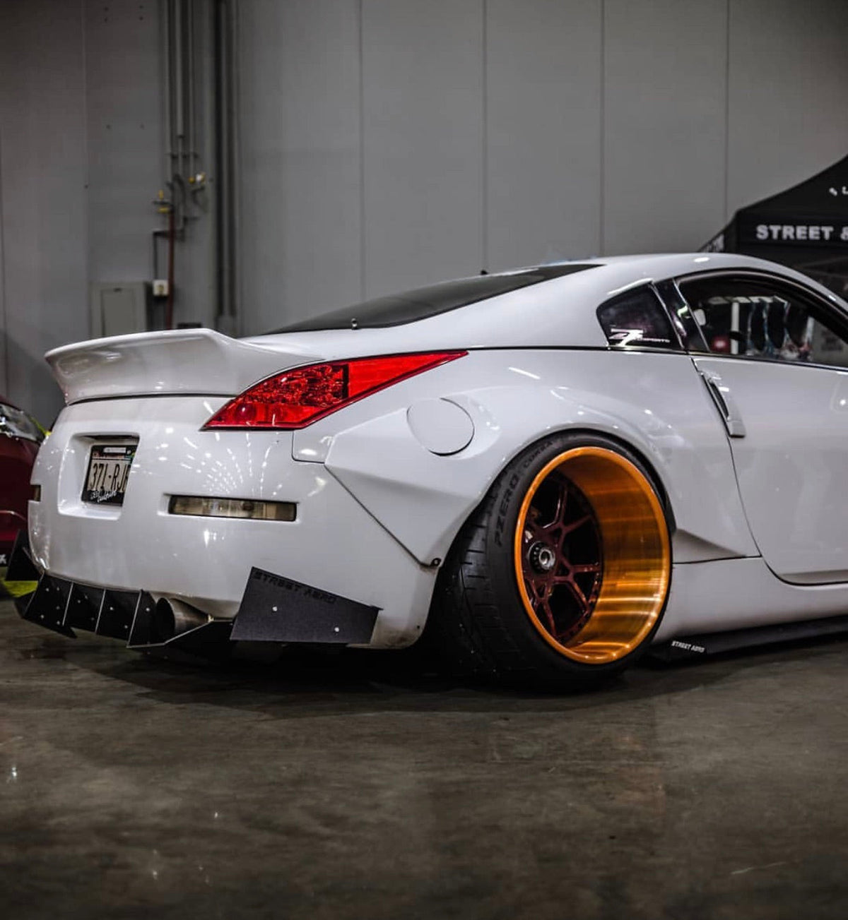 Nissan 350Z - Classic Edition Rear Diffuser Aerodynamics
